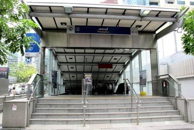 होटल के अलावा Asoke Sukhumvit By Uhg 4*