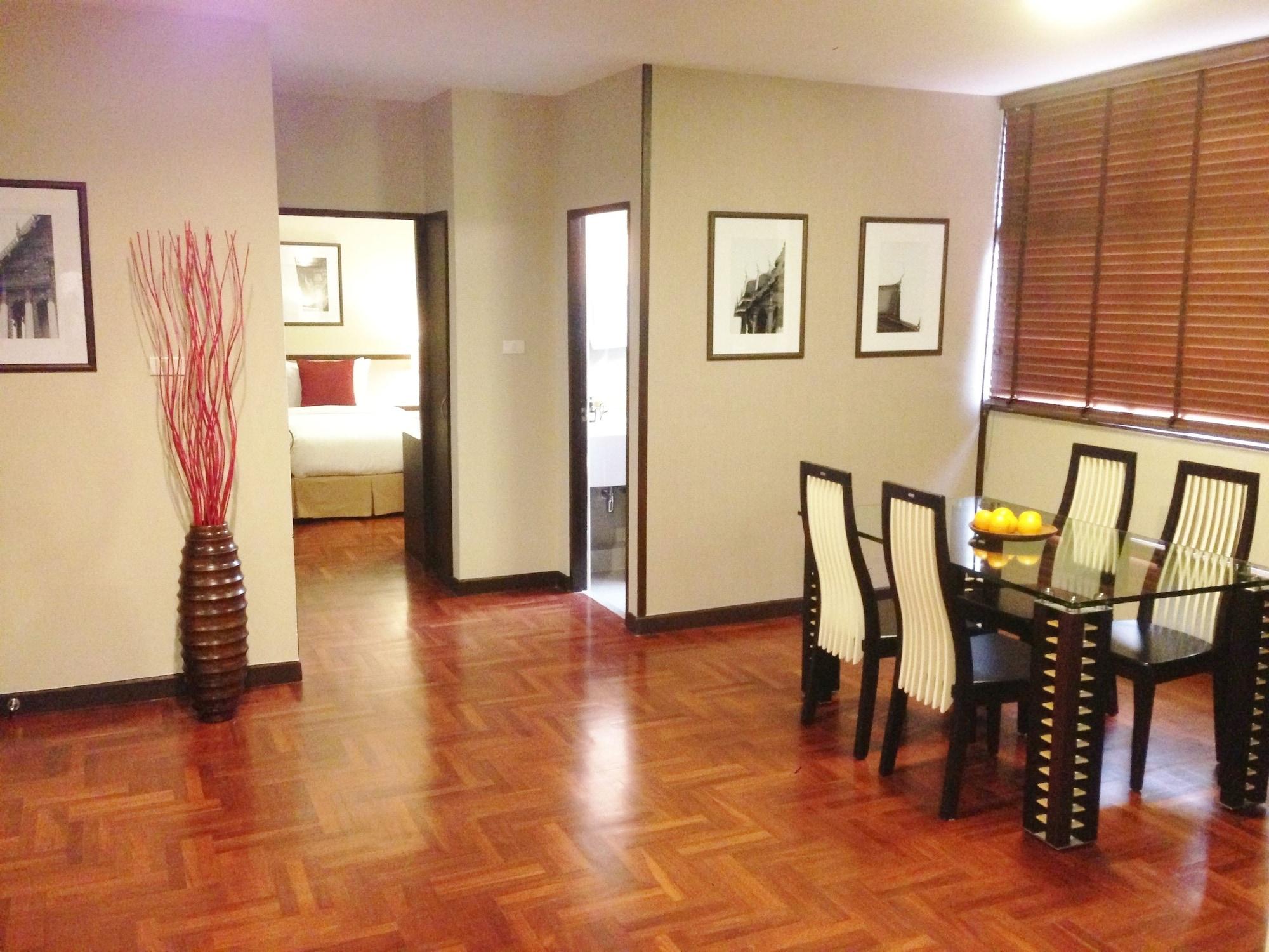 Asoke Sukhumvit By Uhg 4* Бангкок